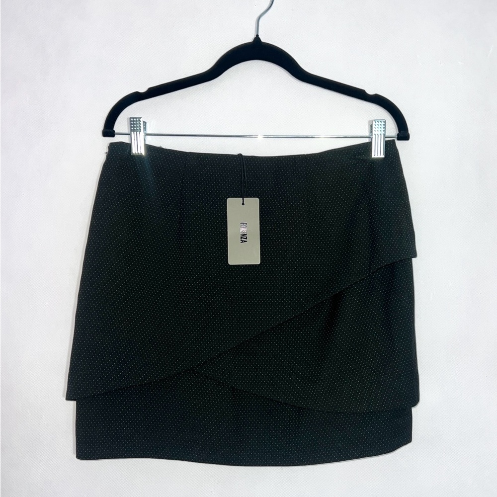 NWT Forenza Polka Dot Black Mini SkirtLayered Tulip Size‎ 4